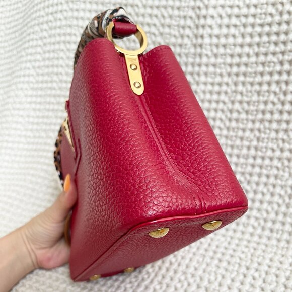 Louis Vuitton Rare Capucines Mini Red - Picture 9 of 15